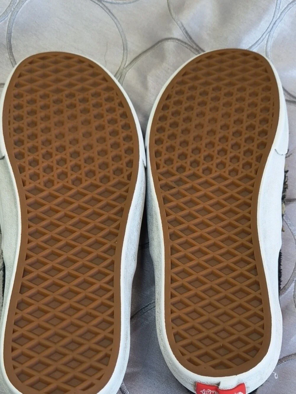 Vans slip kids